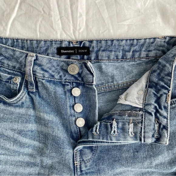 Low Rise Jorts - Picture 4 of 5